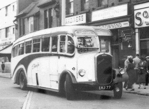 1954 Dennis Lancet III with Yeates body (EAJ 77)